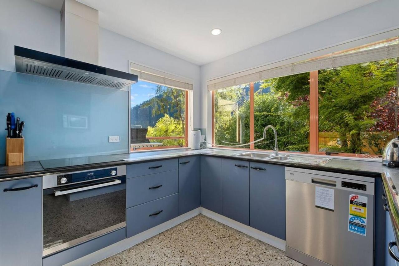 Magnificent Apartment With Great Views! Queenstown Kültér fotó